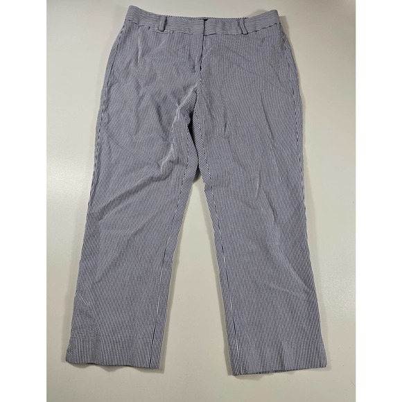 Talbots seersucker navy striped capris size 10 curvy cut EUC ^ - Picture 2 of 6